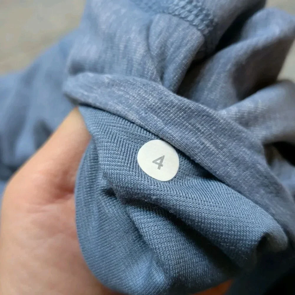 Lululemon Align Crop Leggings Size 4 Blue Heathered Yoga Athletic PantsCropped